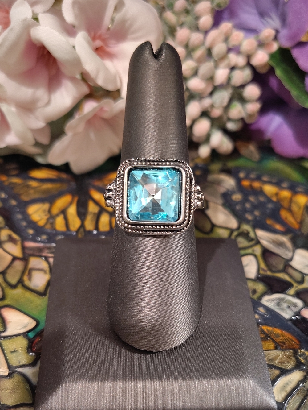 Vintage Style Square Aquamarine Faux Fashion Ring - Size 8 1/2